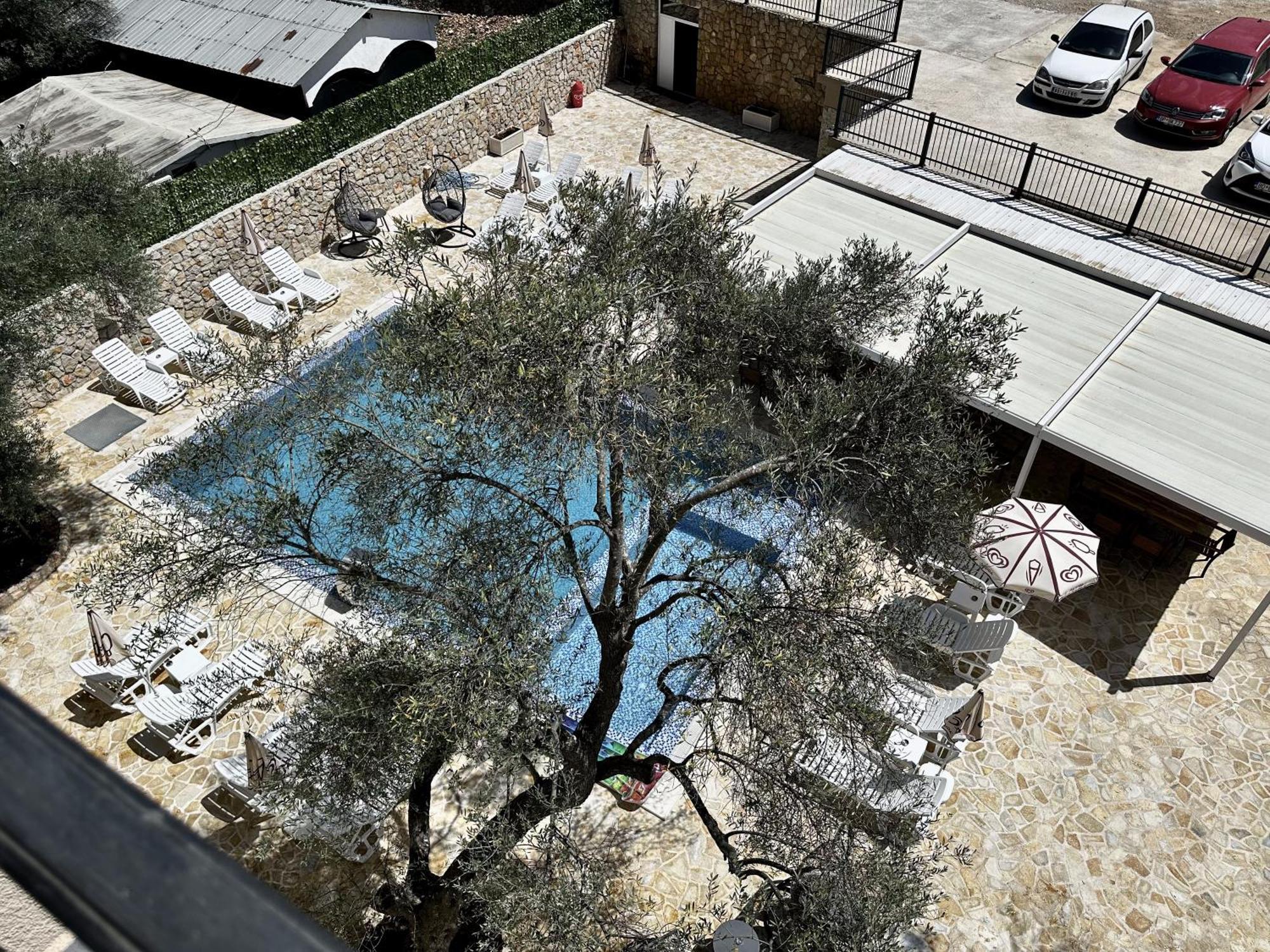 Akhdar Apartments Utjeha Exteriér fotografie